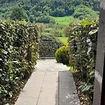 Dans Le Cantal Dans La Vallée De La Maronne Hébergement de vacances *