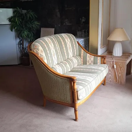 Vakantiehuis Dans Le Cantal Dans La Vallee De La Maronne Saint-Martin-Valmeroux